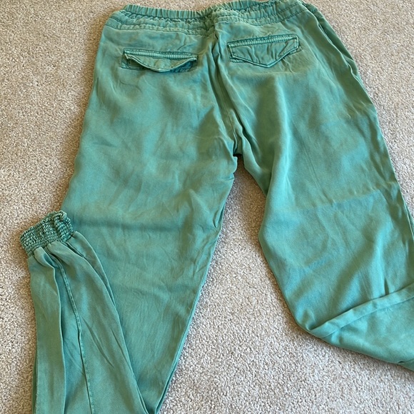 Sutherland Light Green Low Rise Jogger Size 38 EUC - Picture 4 of 5